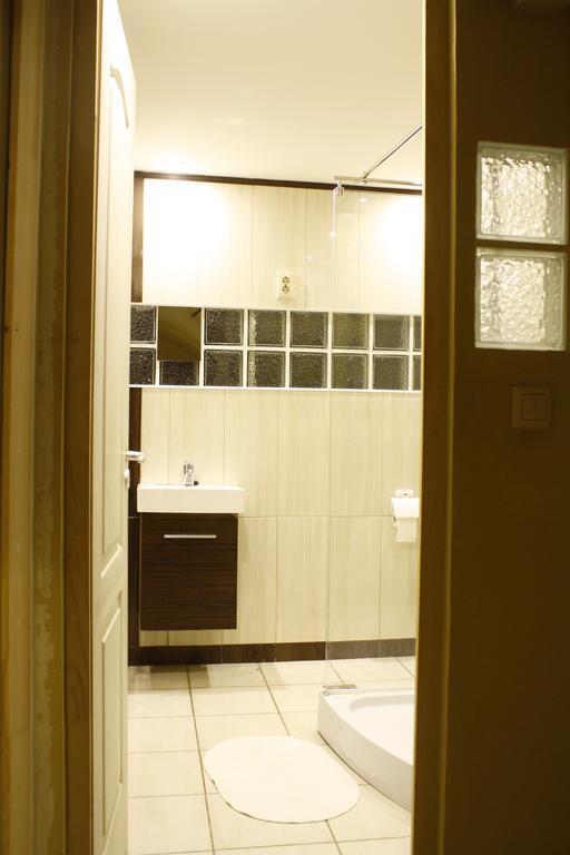 Travel Inn Apartments Budapest Luaran gambar